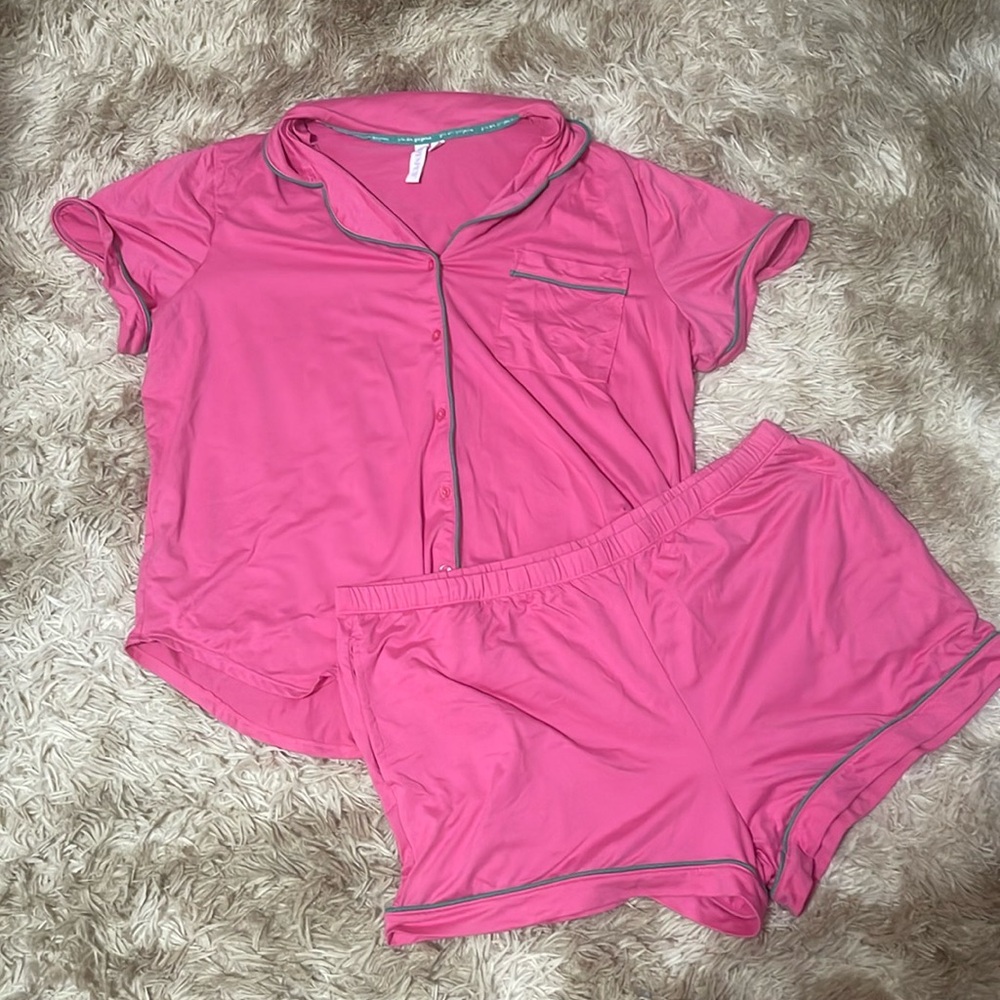 JOYSPUN pajama shirt and shorts set